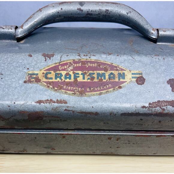 Vintage 1950's Craftsman "Crown Top" Low Tombstone Portable Tool Box Old Toolbox - Picture 2 of 12